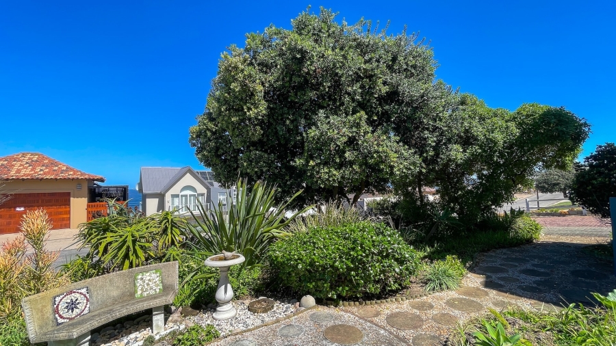 5 Bedroom Property for Sale in Hersham Western Cape